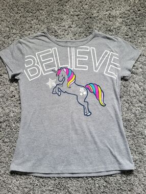 Garanimals Grey Tee with Colorful Unicorn & 'BELIEVE' Graphic Size 7 *NWOT*
